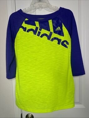 Adidas Vibrant Retro Sporty 3/4 Length Raglan Sleeve Shirt